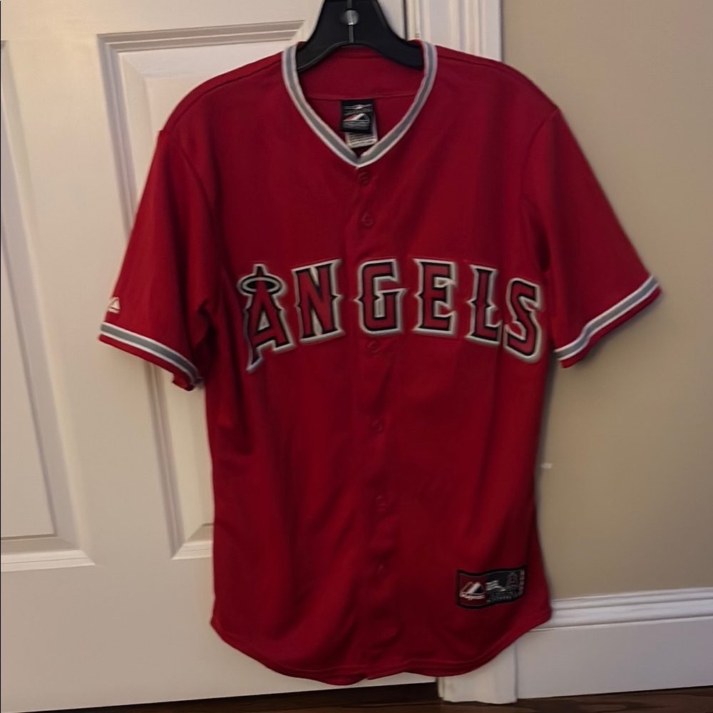 Mike Trout Angels #27 Majestic Red Men's S Baseball Jersey, excellent condition